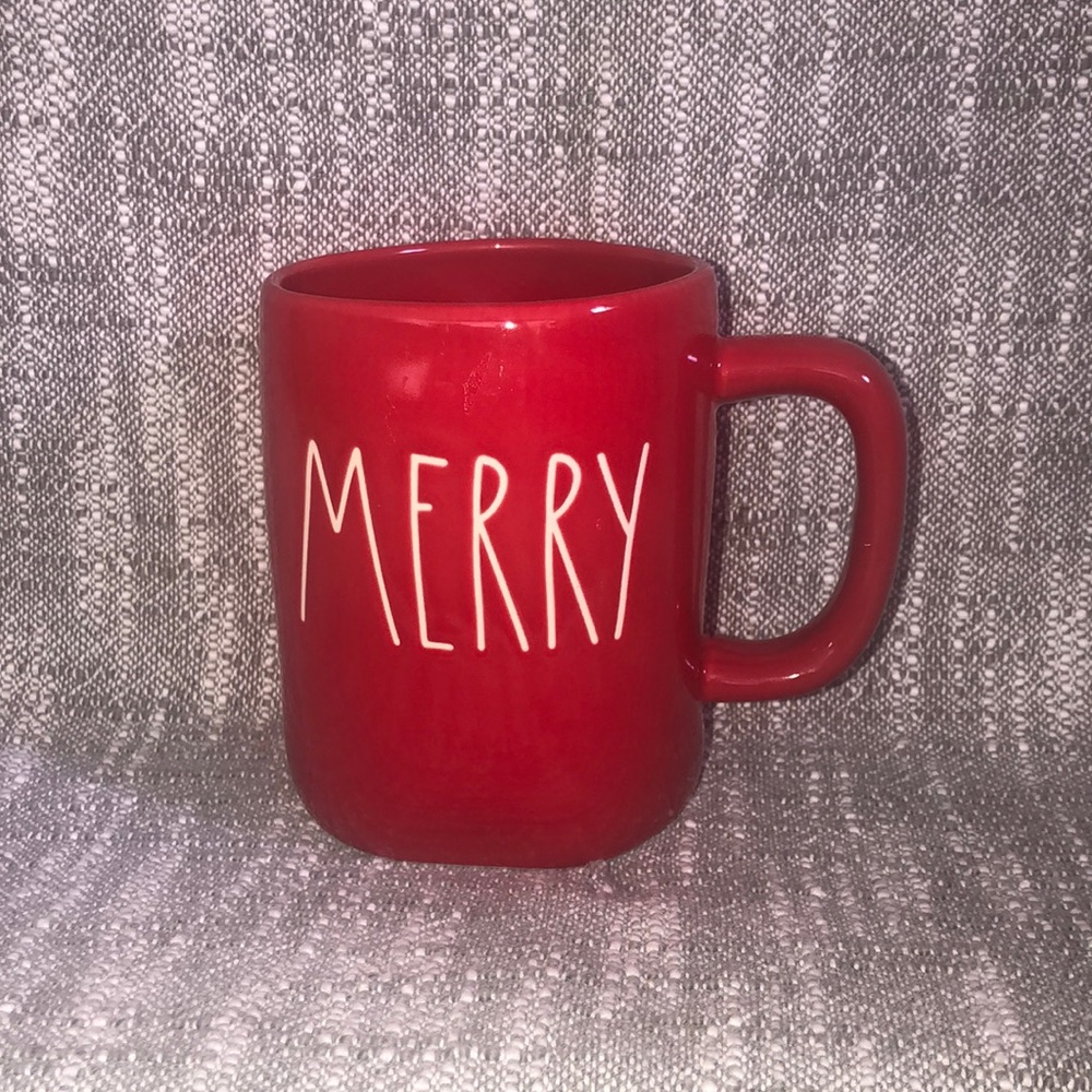 Rae Dunn merry mug. Perfect condition.